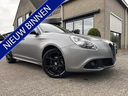 Grijs Gebruikt 2019 Alfa Romeo Giulietta Hatchback | € 19.500