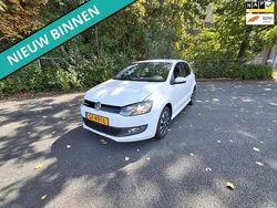 Wit Gebruikt 2015 VW Polo Edition Hatchback | € 4.499 (Goede deal)