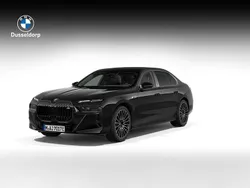 Zwart, metallic lak Nieuw 2025 BMW M760e Comfort Edition Sedan | € 182.593