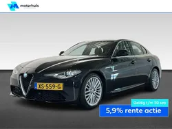 Zwart Gebruikt 2019 Alfa Romeo Giulia Super Sedan | € 27.930 (Eerlijke prijs)