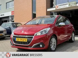 Rood Gebruikt 2018 Peugeot 208 Allure Hatchback | € 8.950 (Eerlijke prijs)