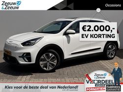 (ud) clear white s Gebruikt 2022 Kia e-Niro SUV | € 24.945 (Super prijs)