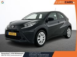 Zwart Gebruikt 2023 Toyota Aygo Play Hatchback | € 15.980 (Goede deal)