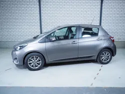 Grijs Gebruikt 2017 Toyota Yaris Executive Hatchback | € 15.950 (Eerlijke prijs)
