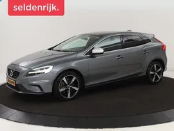 Grijs Gebruikt 2019 Volvo V40 R-Design Stationwagen | € 19.900 (Eerlijke prijs)