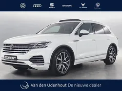 Wit Gebruikt 2021 VW Touareg Elegance SUV | € 57.950 (Goede deal)