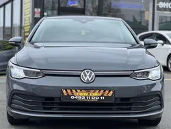 Grijs Gebruikt 2021 VW Golf VIII Life Sedan | € 19.990 (Goede deal)
