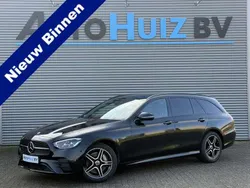 Zwart, metallic lak Gebruikt 2022 Mercedes E300 AMG line Stationwagen | € 40.990 (Super prijs)