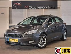 Grijs Gebruikt 2018 Ford Focus Hatchback | € 7.995 (Eerlijke prijs)