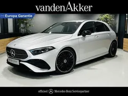 Grijs Gebruikt 2023 Mercedes A180 AMG Hatchback | € 37.450