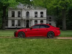 Rood Gebruikt 2017 Alfa Romeo Giulia Quadrifoglio Sedan | € 89.500