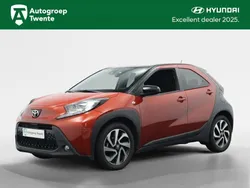 Rood Gebruikt 2023 Toyota Aygo Pulse Hatchback | € 15.995 (Eerlijke prijs)