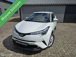 Wit Gebruikt 2017 Toyota C-HR Executive SUV | € 17.950 (Eerlijke prijs)