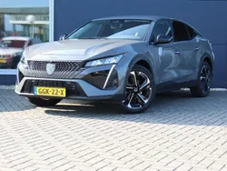 Grijs Gebruikt 2024 Peugeot 408 Allure Sedan | € 36.420 (Duur)