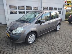 Grijs Gebruikt 2010 Renault Grand Modus Expression MPV | € 4.500 (Iets duurder)