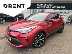 Rood (metallic) Gebruikt 2020 Toyota C-HR Edition SUV | € 22.400 (Eerlijke prijs)