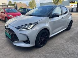 Wit Gebruikt 2022 Toyota Yaris Sport Hatchback | € 23.750 (Goede deal)
