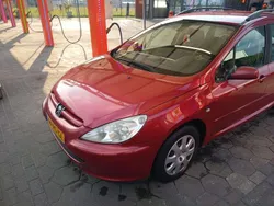Rood Gebruikt 2005 Peugeot 307 Premium Stationwagen | € 2.050 (Eerlijke prijs)