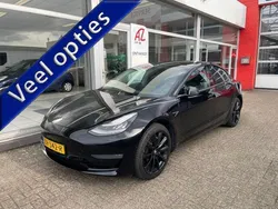 Zwart Gebruikt 2019 Tesla Model 3 Long Range Sedan | € 19.950