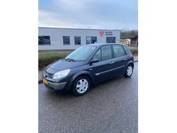 Grijs Gebruikt 2004 Renault Scénic II Komfort MPV | € 1.499 (Duur)