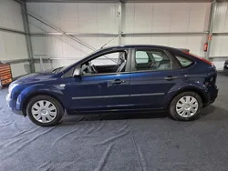 Blauw Gebruikt 2006 Ford Focus Hatchback | € 2.895 (Eerlijke prijs)