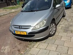 Grijs Gebruikt 2002 Peugeot 307 Hatchback | € 750 (Goede deal)