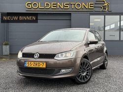 Bruin Gebruikt 2013 VW Polo Comfortline Hatchback | € 5.443 (Eerlijke prijs)