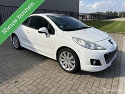 Wit Gebruikt 2010 Peugeot 207 CC Cabriolet | € 3.550 (Eerlijke prijs)