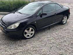 Zwart Gebruikt 2005 Peugeot 307 CC Cabriolet | € 1.000 (Goede deal)