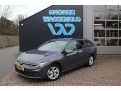 Grijs Gebruikt 2021 VW Golf VIII Life Stationwagen | € 19.950 (Eerlijke prijs)