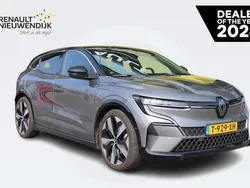 Twotone gris schiste / noir é Gebruikt 2023 Renault Mégane Techno Hatchback | € 28.995 (Super prijs)