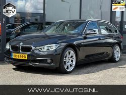 Zwart, metallic lak Gebruikt 2016 BMW 320 Executive Stationwagen | € 13.888 (Goede deal)