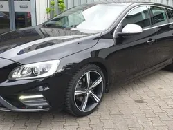 Zwart Gebruikt 2018 Volvo V60 Business Edition Stationwagen | € 14.750 (Iets duurder)