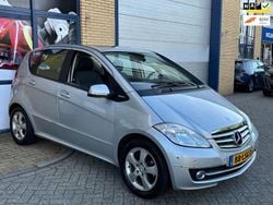 Grijs Gebruikt 2010 Mercedes A180 Business MPV | € 8.950 (Duur)