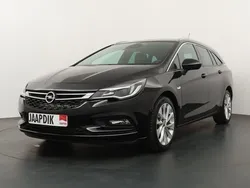 Zwart Gebruikt 2019 Opel Astra Innovation Stationwagen | € 15.799 (Goede deal)