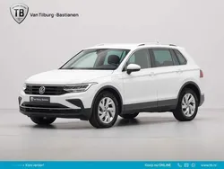 Wit Gebruikt 2021 VW Tiguan Life SUV | € 26.840 (Super prijs)