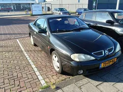 Zwart Gebruikt 2000 Renault Mégane Cabriolet Cabriolet | € 1.300 (Eerlijke prijs)