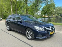 Blauw Gebruikt 2013 Mercedes E200 Avantgarde Stationwagen | € 7.795 (Eerlijke prijs)