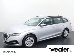 Grijs Gebruikt 2024 Skoda Octavia Ambition Stationwagen | € 25.440 (Eerlijke prijs)