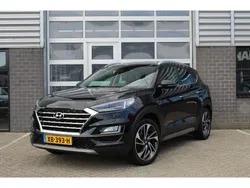 Zwart Gebruikt 2019 Hyundai Tucson Premium SUV | € 23.950 (Eerlijke prijs)