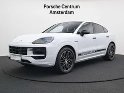 Carrarawit metallic Gebruikt 2024 Porsche Cayenne SUV | € 124.950 (Iets duurder)