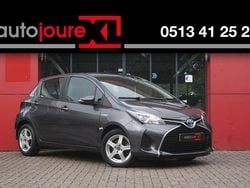 Grijs Gebruikt 2016 Toyota Yaris Hybrid Hatchback | € 12.349 (Super prijs)