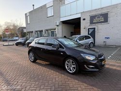 Bruin Gebruikt 2013 Opel Astra Sport Hatchback | € 9.750 (Eerlijke prijs)