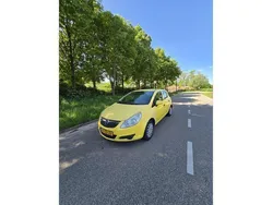 Geel Gebruikt 2008 Opel Corsa Essentia Hatchback | € 1.399 (Super prijs)