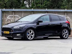 Zwart Gebruikt 2016 Ford Focus ST Hatchback | € 16.500 (Super prijs)