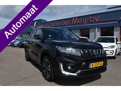 Zwart Gebruikt 2022 Suzuki Vitara Style SUV | € 20.999 (Goede deal)