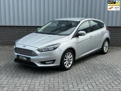 Grijs Gebruikt 2018 Ford Focus Titanium Hatchback | € 8.949 (Eerlijke prijs)