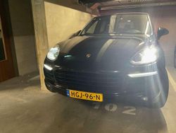 Zwart Gebruikt 2017 Porsche Cayenne Platinum Edition SUV | € 32.500 (Goede deal)