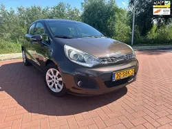 Bruin Gebruikt 2011 Kia Rio Hatchback | € 3.499 (Super prijs)