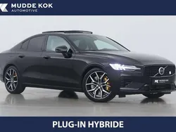 Zwart Nieuw 2025 Volvo S60 Sedan | € 58.400 (Iets duurder)